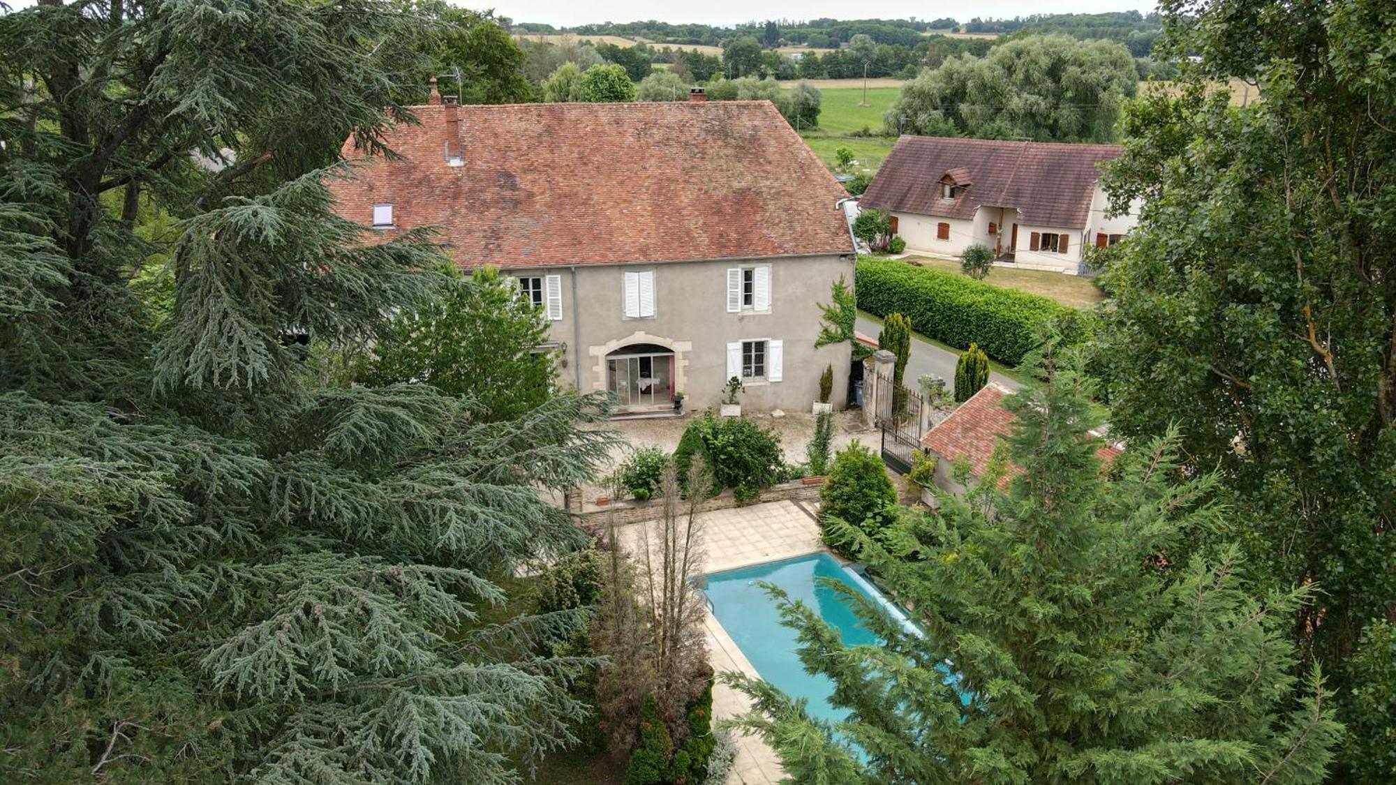 Le Cedre Bleu - Maison D'Hotes Chatenois (Jura) Exterior foto